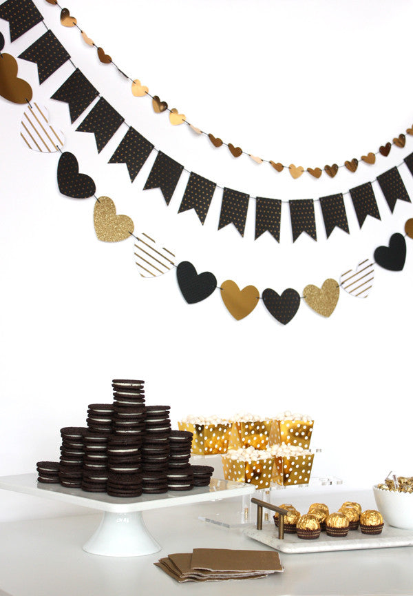 Black and gold dot Banner Kit